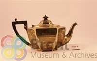 TH\CT\Museum catalogue\3D objects\2014_8_c_th.jpg; 2014.8; Silver teapot presented to the Borough of Wembley; Teapot